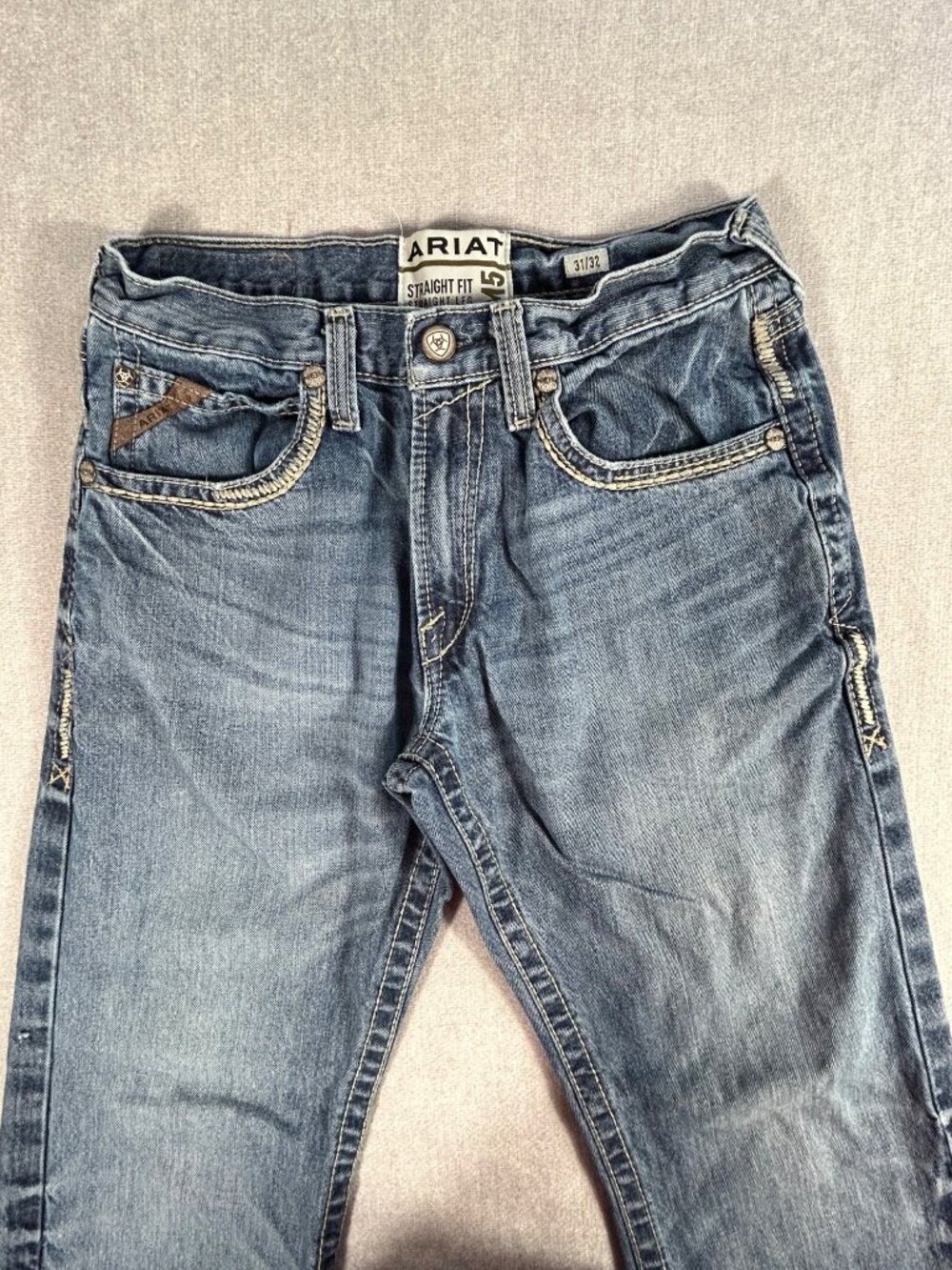 Ariat Straight Fit M5 Jeans Men's 31X32 Medium Wash Distressed Casual Stitching